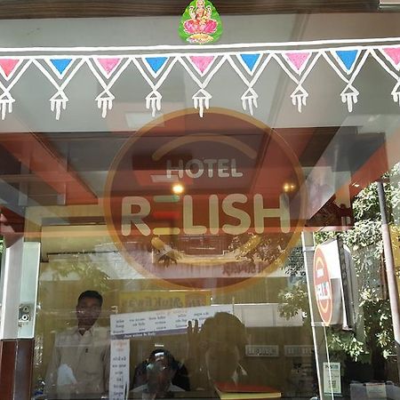 Hotel Relish Vadodara Eksteriør bilde